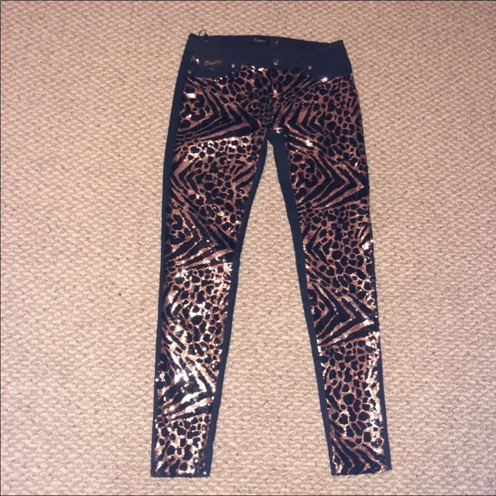 •NWT Sparkly Tiger Print Black Jeans•